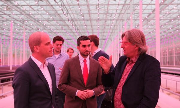 Werkbezoek Samsom en El Mokaddem aan Koppert Cress