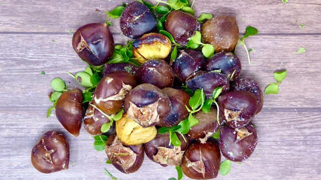 Roasted chestnuts with Tahoon Cress salt