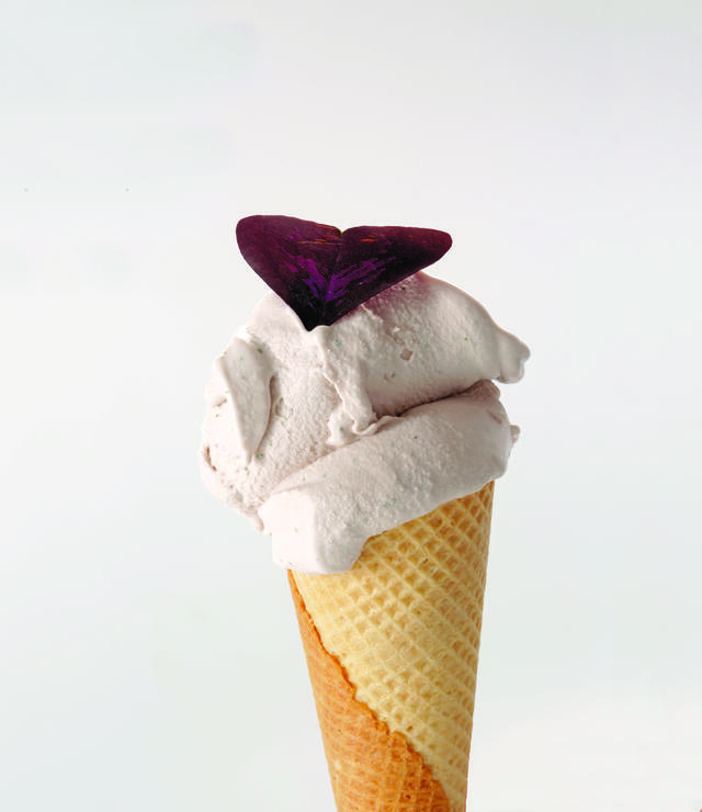 Yka Leaves, Shiso Leaves Purple and Cabernet Franc grape juice ice-cream